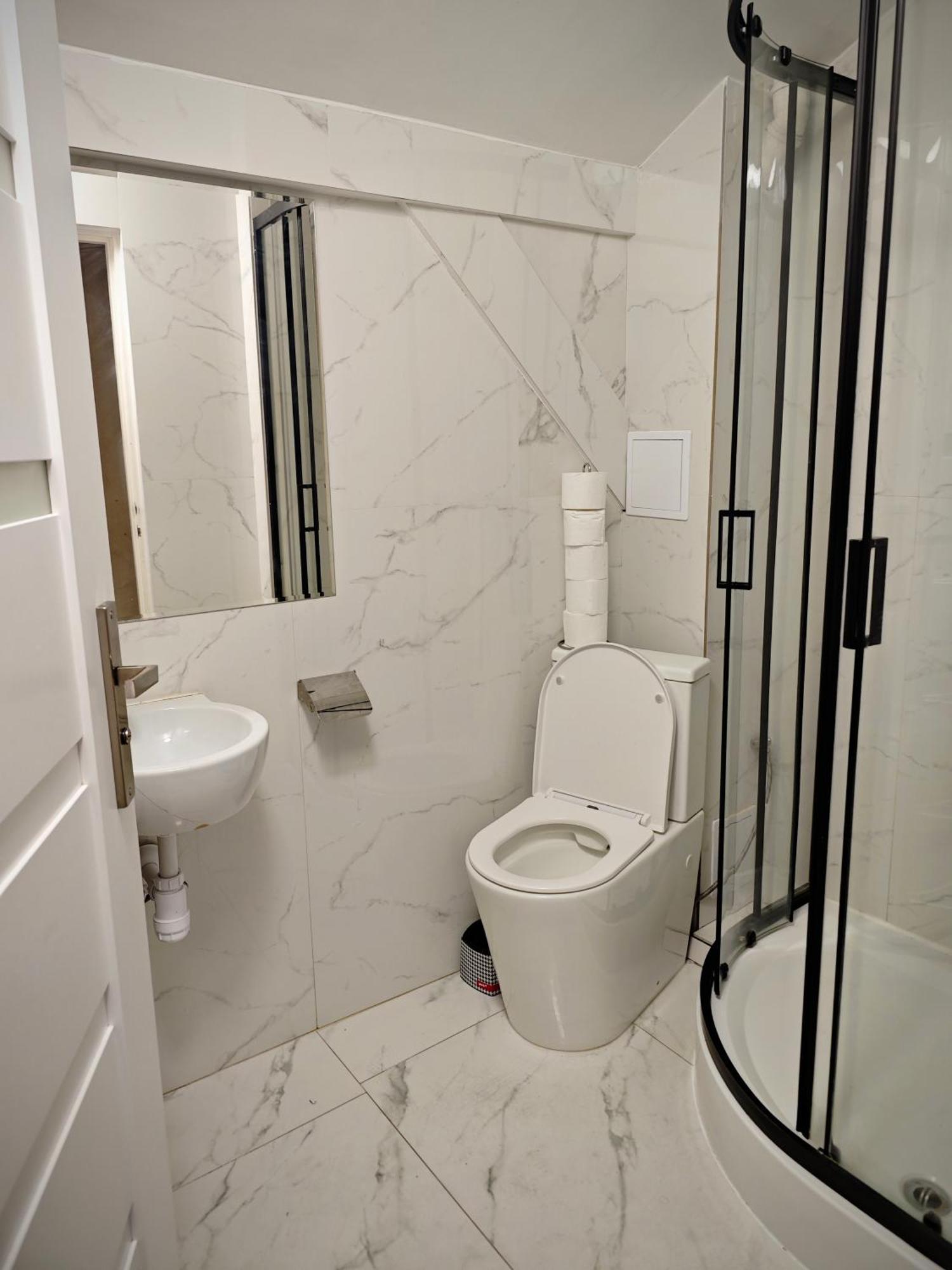 Apartamenty Hoza Attic Studio Варшава Номер фото