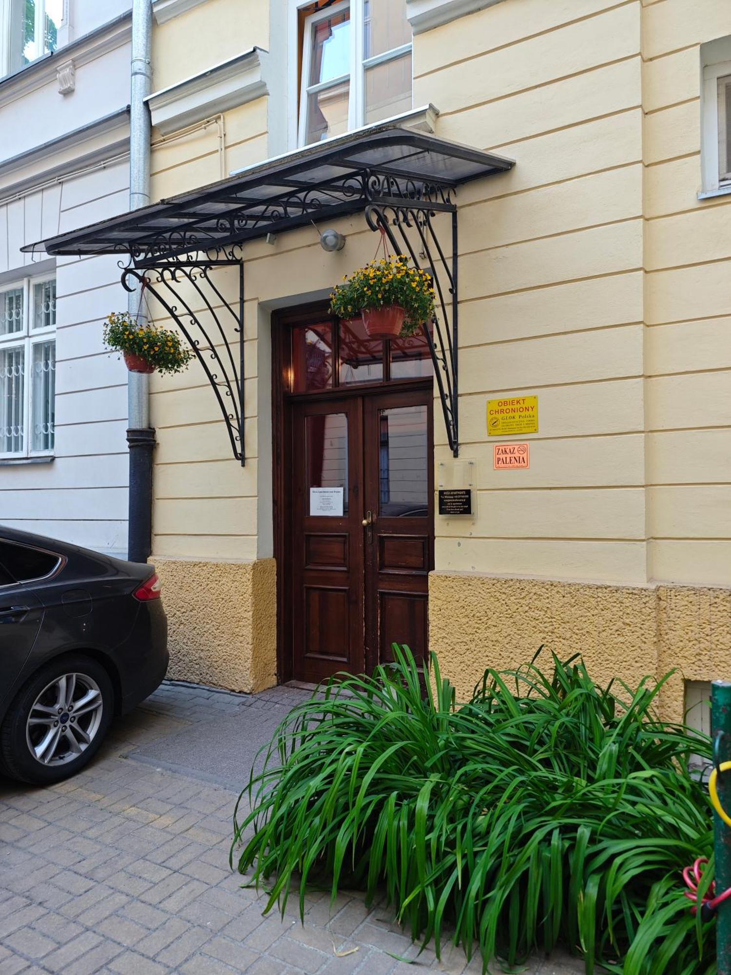 Apartamenty Hoza Attic Studio Варшава Екстер'єр фото