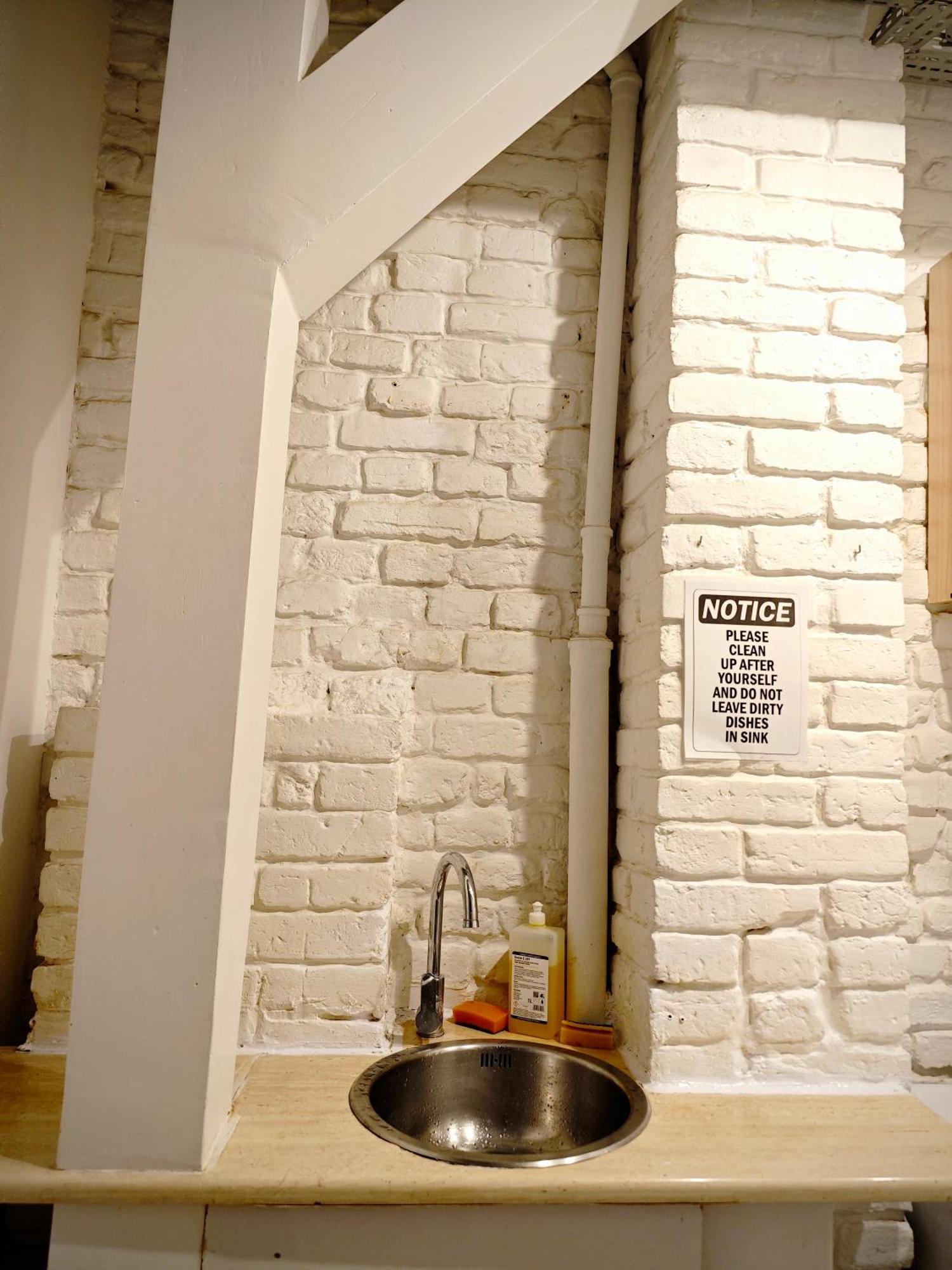 Apartamenty Hoza Attic Studio Варшава Екстер'єр фото