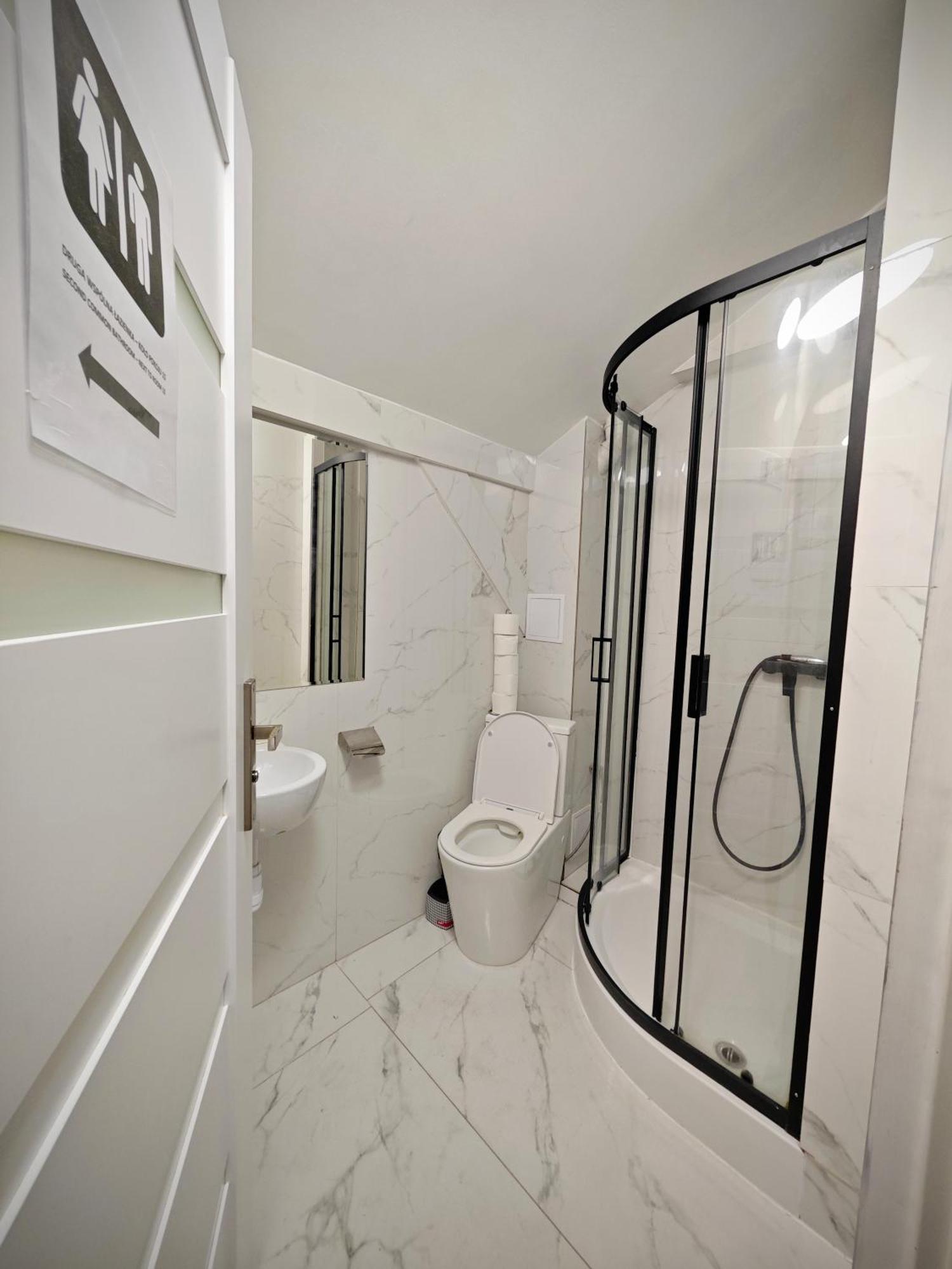 Apartamenty Hoza Attic Studio Варшава Номер фото